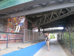 Tom getting involved with the pull up action