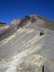 The loose rock ridge descent down Mount Tongariro