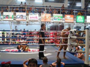 All the fighters prayed at each corner of the ring and the centre