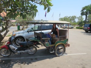 Sonia in the tuk tuk airport transfer