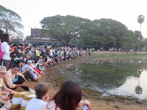 The crowd gathered to watch the sunrise at Angkor Wat