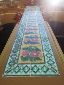 Beautiful tiles on the temple columns